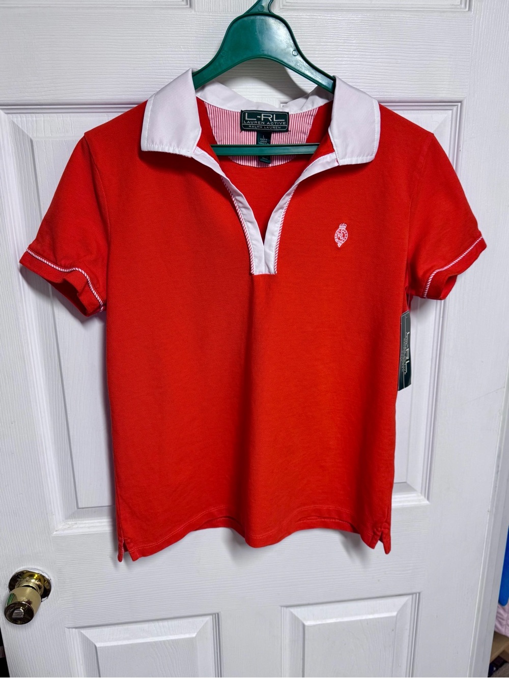 Lauren Ralph Lauren Golf Polo Style Shirt with White Collar - Large